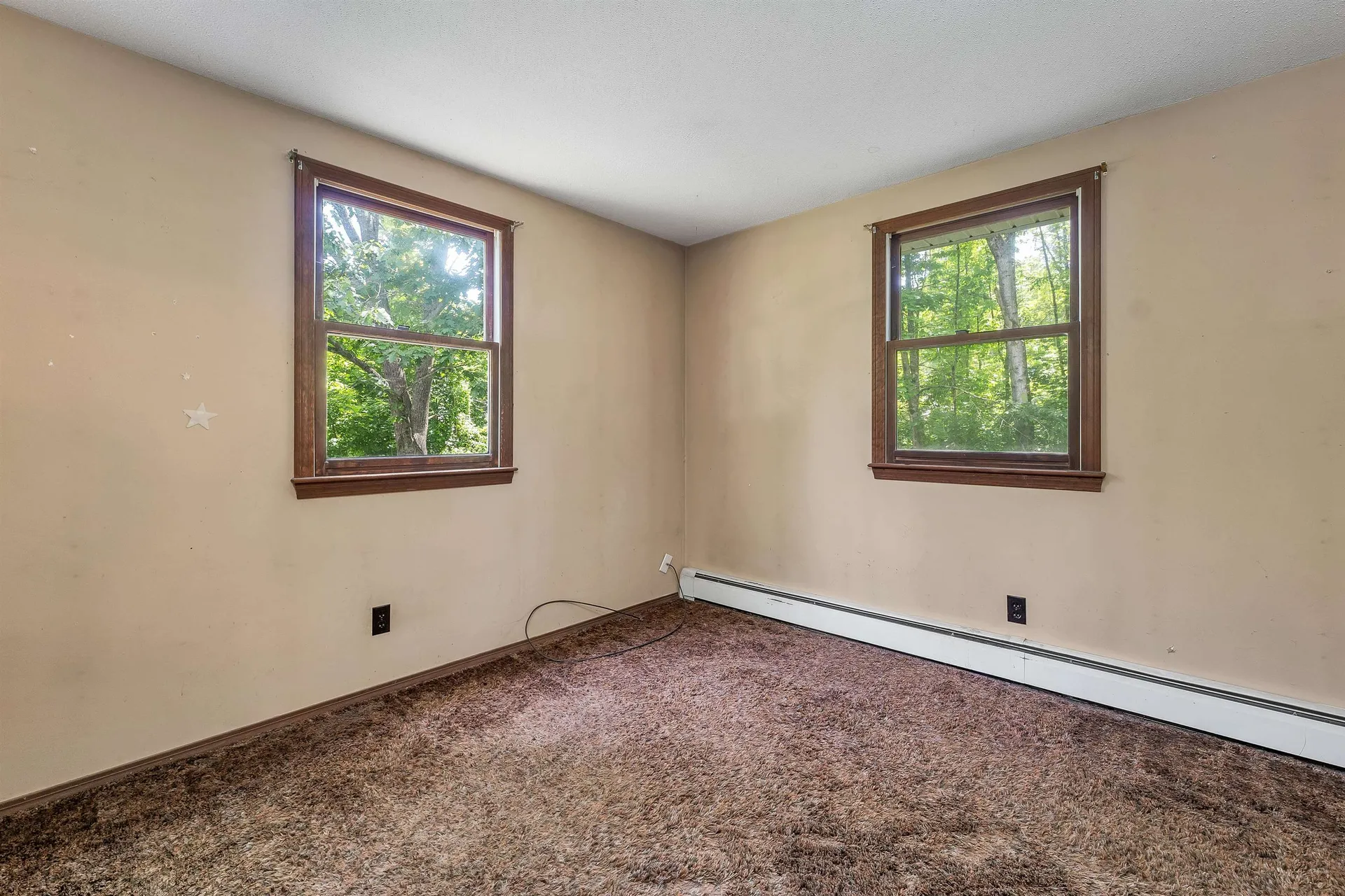 12 Cameron Drive Farmington NH 03835