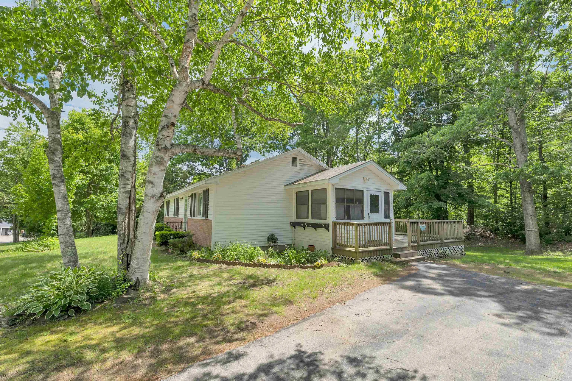 12 Cameron Drive Farmington NH 03835