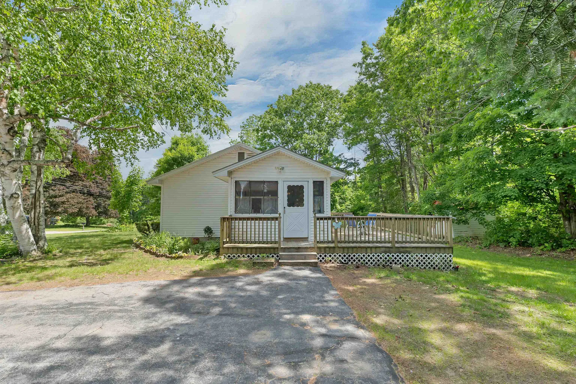 12 Cameron Drive Farmington NH 03835