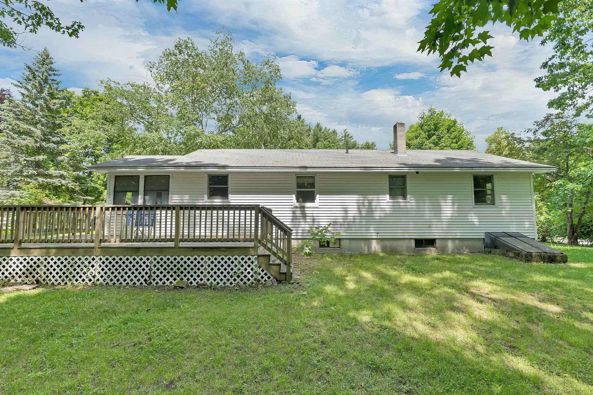 12 Cameron Drive Farmington NH 03835