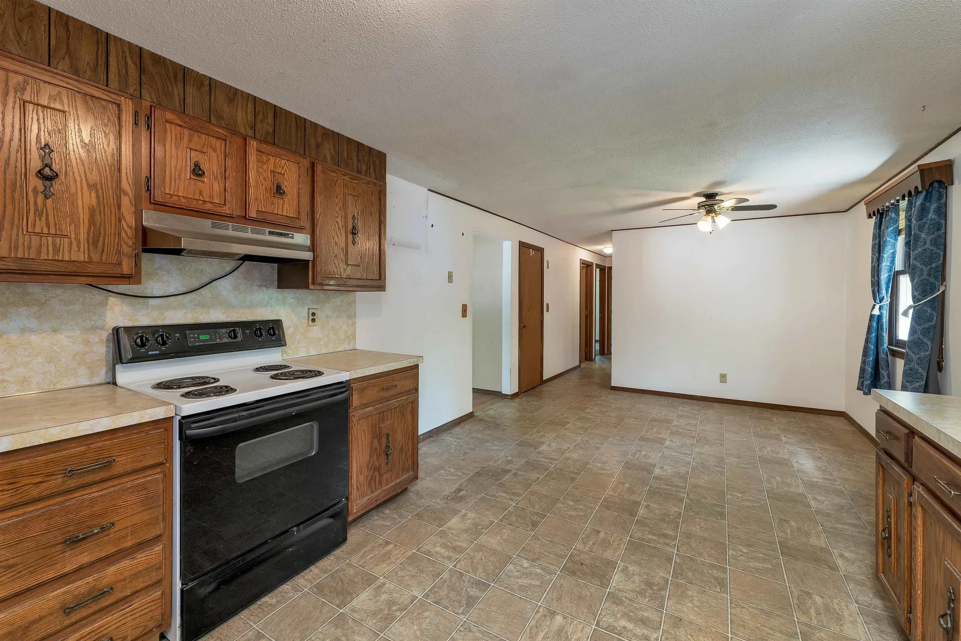 12 Cameron Drive Farmington NH 03835