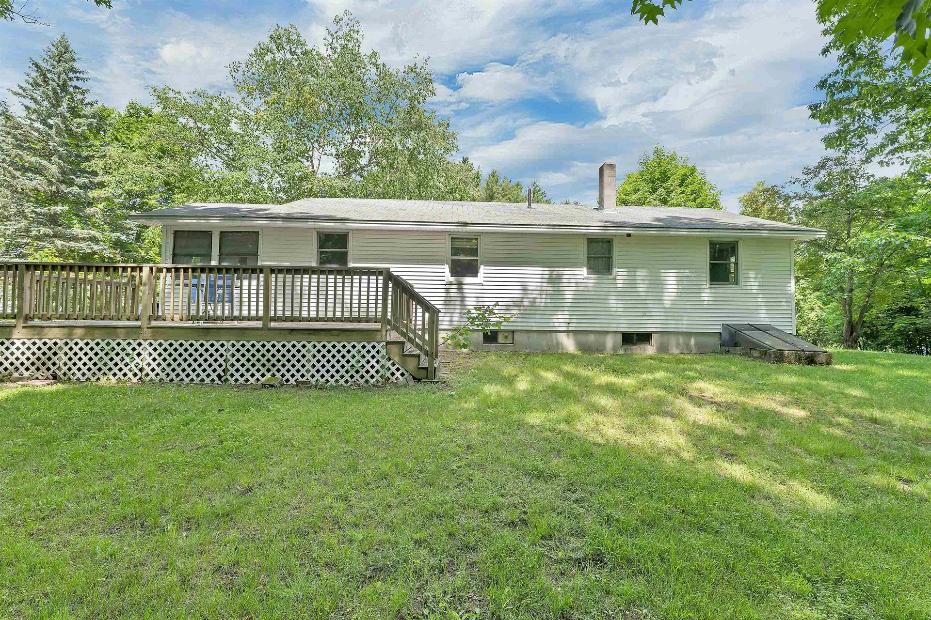 12 Cameron Drive Farmington NH 03835