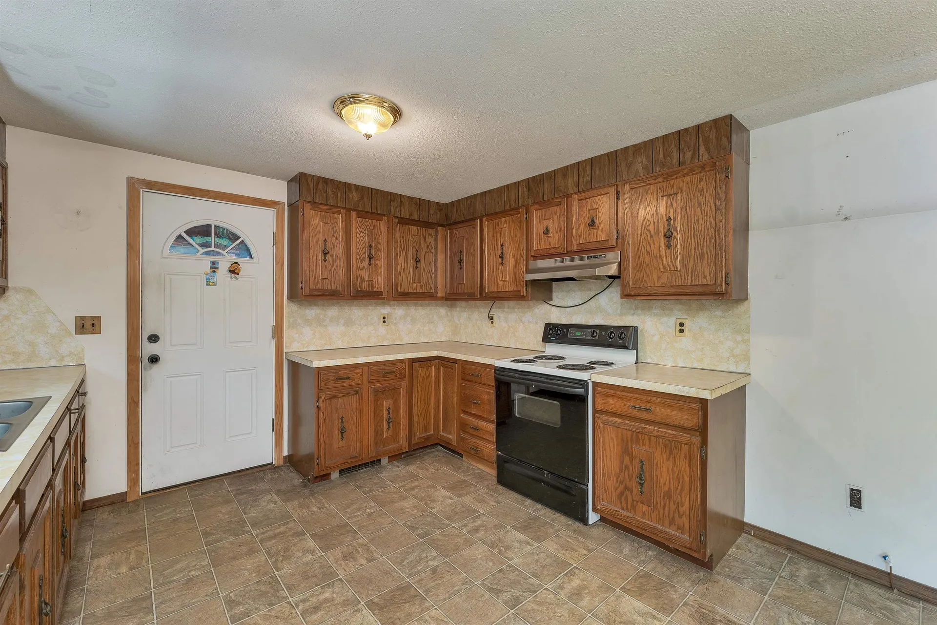 12 Cameron Drive Farmington NH 03835