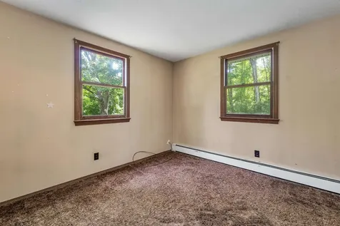 12 Cameron Drive Farmington NH 03835