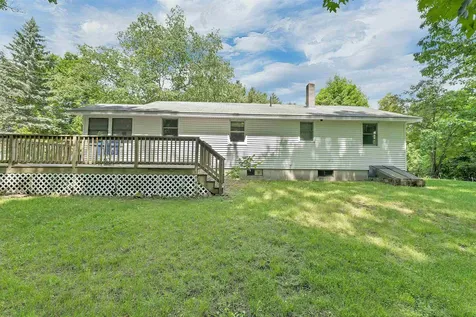 12 Cameron Drive Farmington NH 03835
