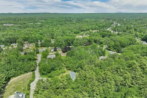12 Cameron Drive Farmington NH 03835