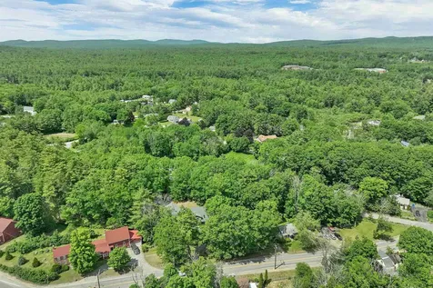 12 Cameron Drive Farmington NH 03835