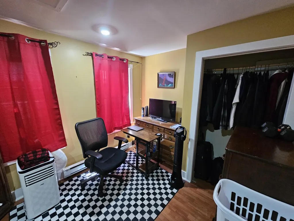 25 Central Square Troy NH 03465