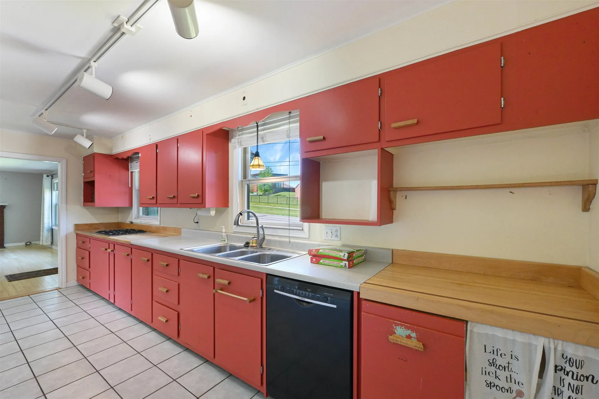 5747 Shelburne Road Shelburne VT 05482