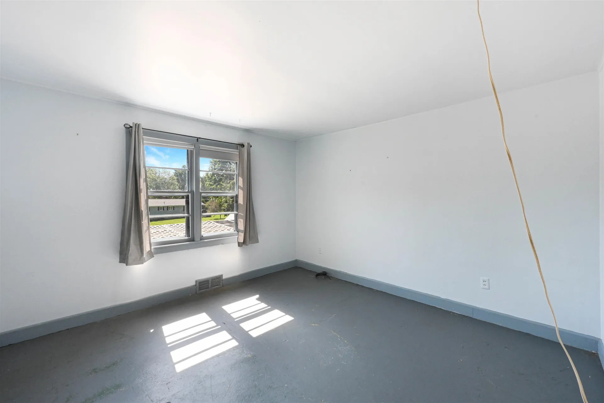5747 Shelburne Road Shelburne VT 05482