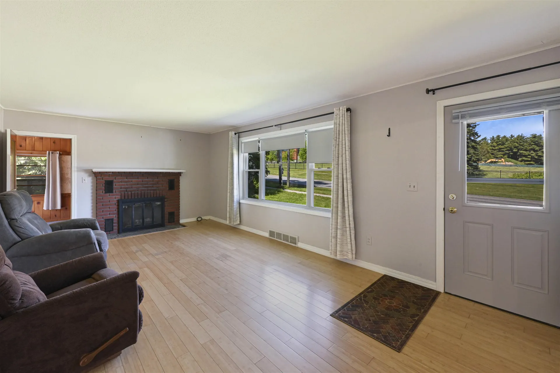 5747 Shelburne Road Shelburne VT 05482