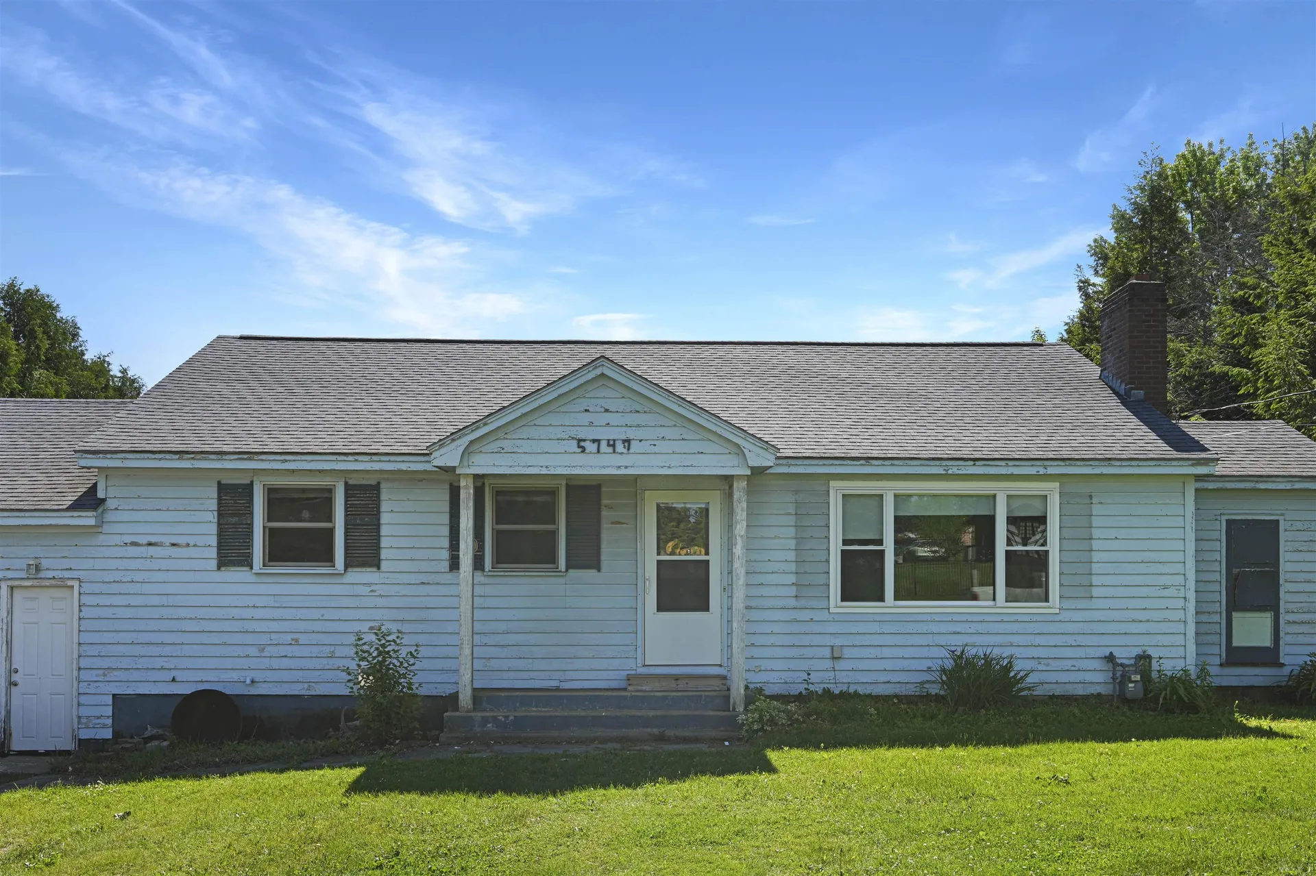 5747 Shelburne Road Shelburne VT 05482