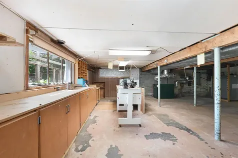 5747 Shelburne Road Shelburne VT 05482