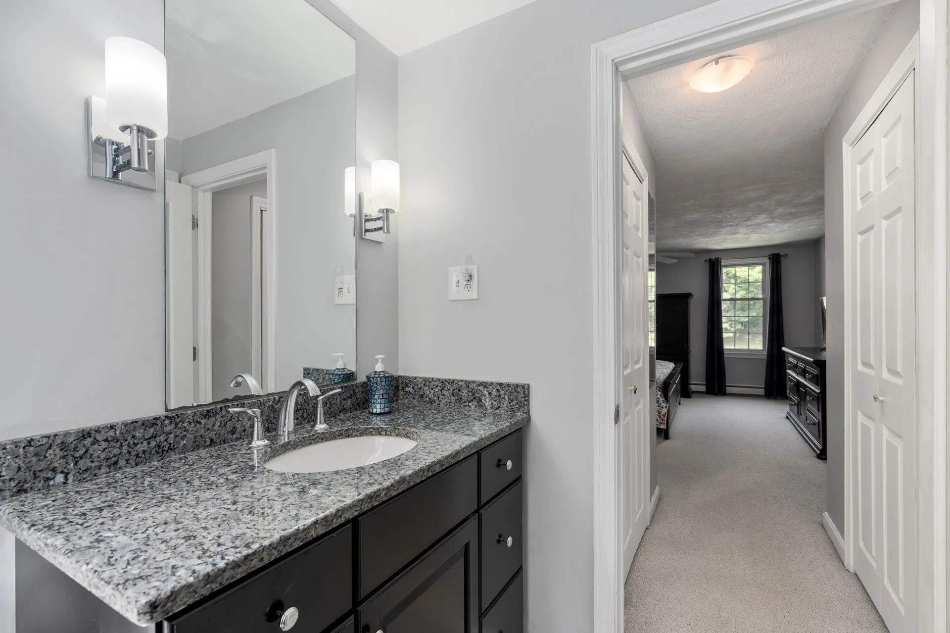2 Grandview Road Windham NH 03087