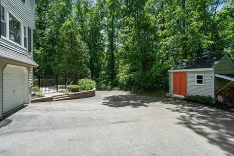 2 Grandview Road Windham NH 03087