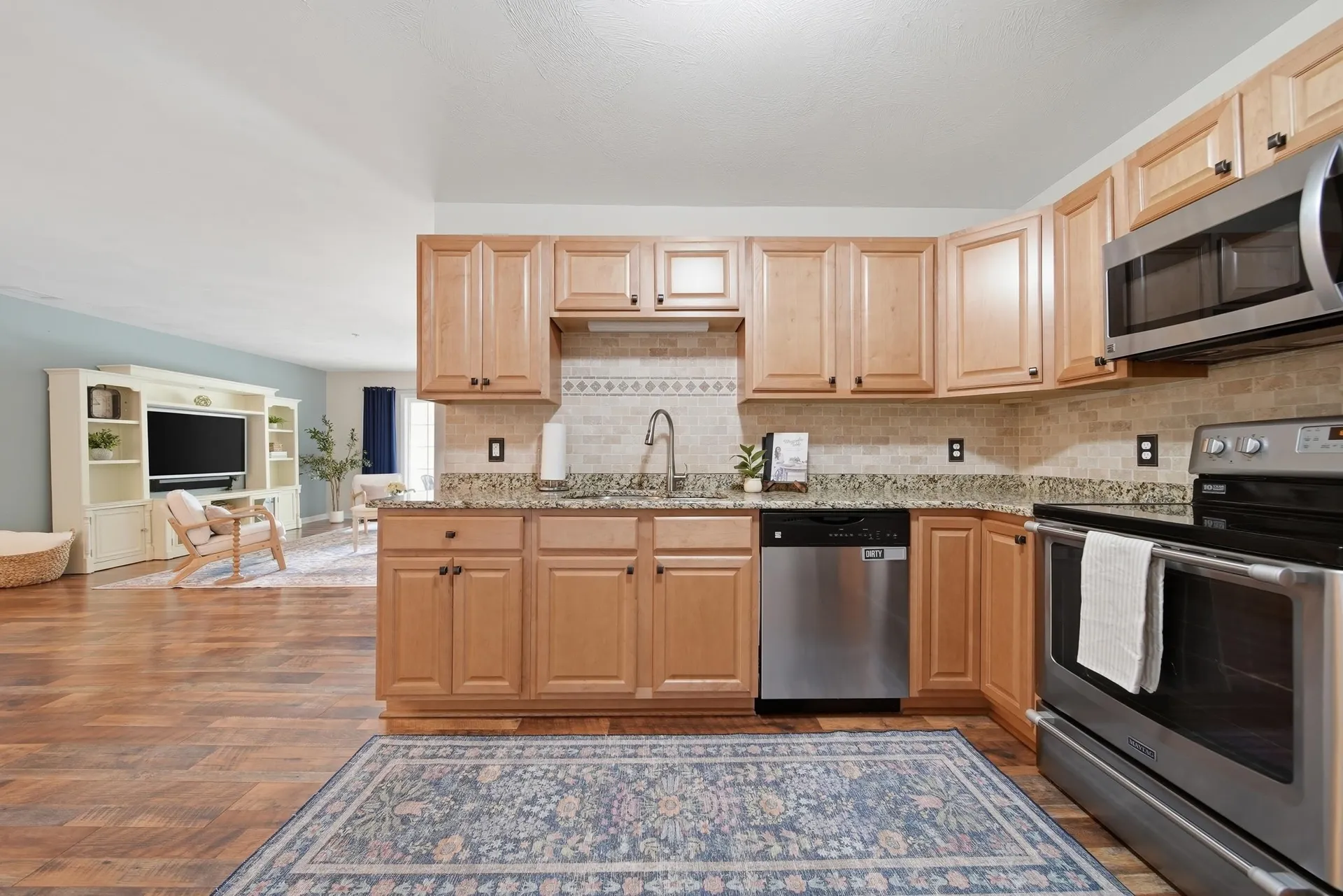 65 Fordway Extension Derry NH 03038