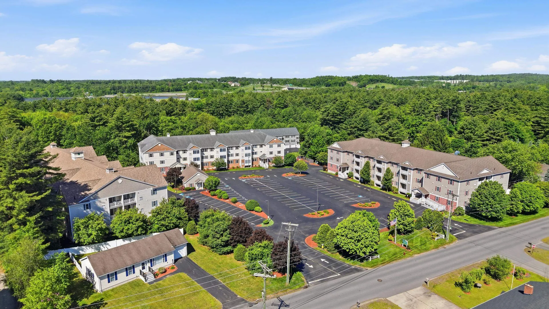 65 Fordway Extension Derry NH 03038