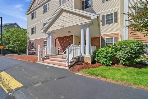 65 Fordway Extension Derry NH 03038