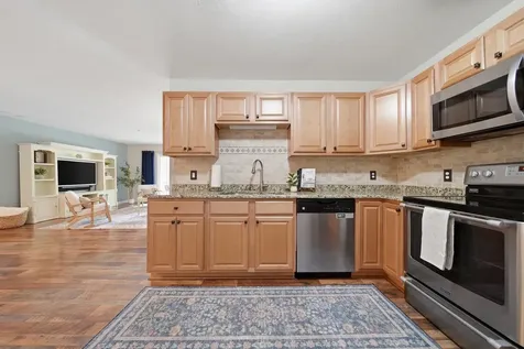65 Fordway Extension Derry NH 03038