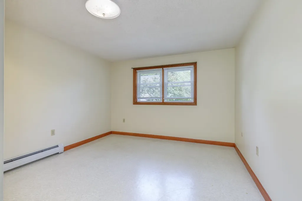 90 Dawson Avenue Manchester NH 03104