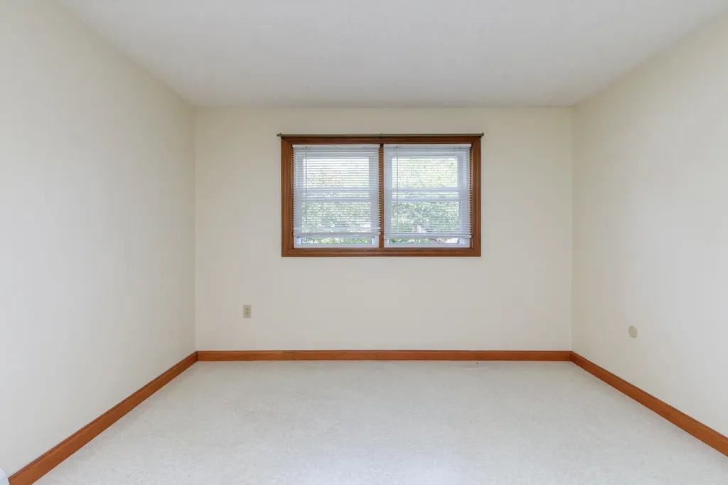 90 Dawson Avenue Manchester NH 03104