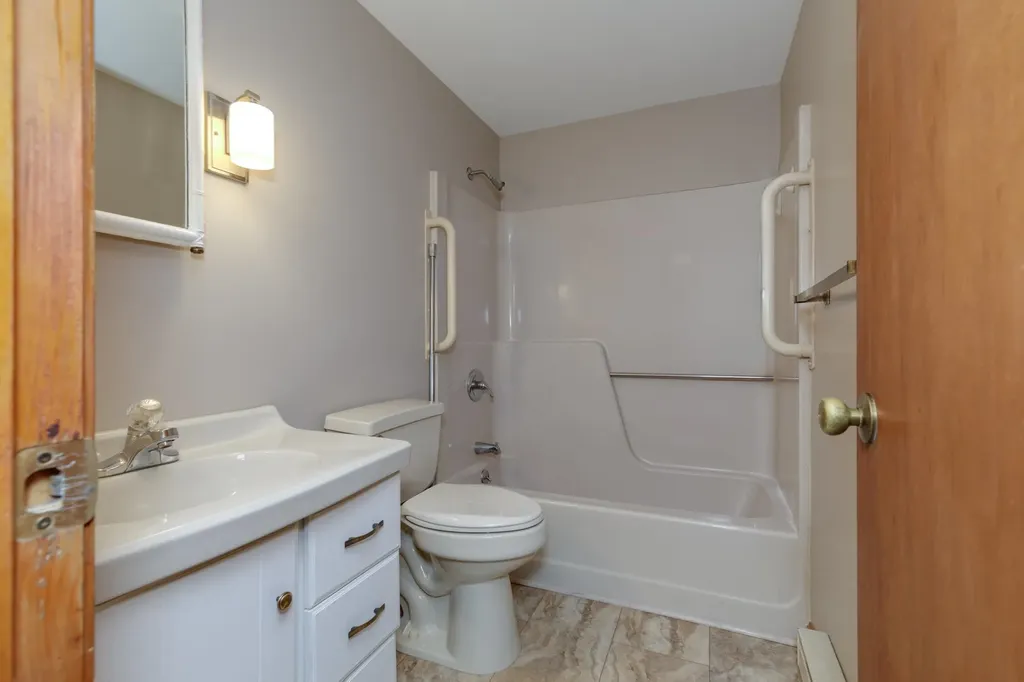 90 Dawson Avenue Manchester NH 03104