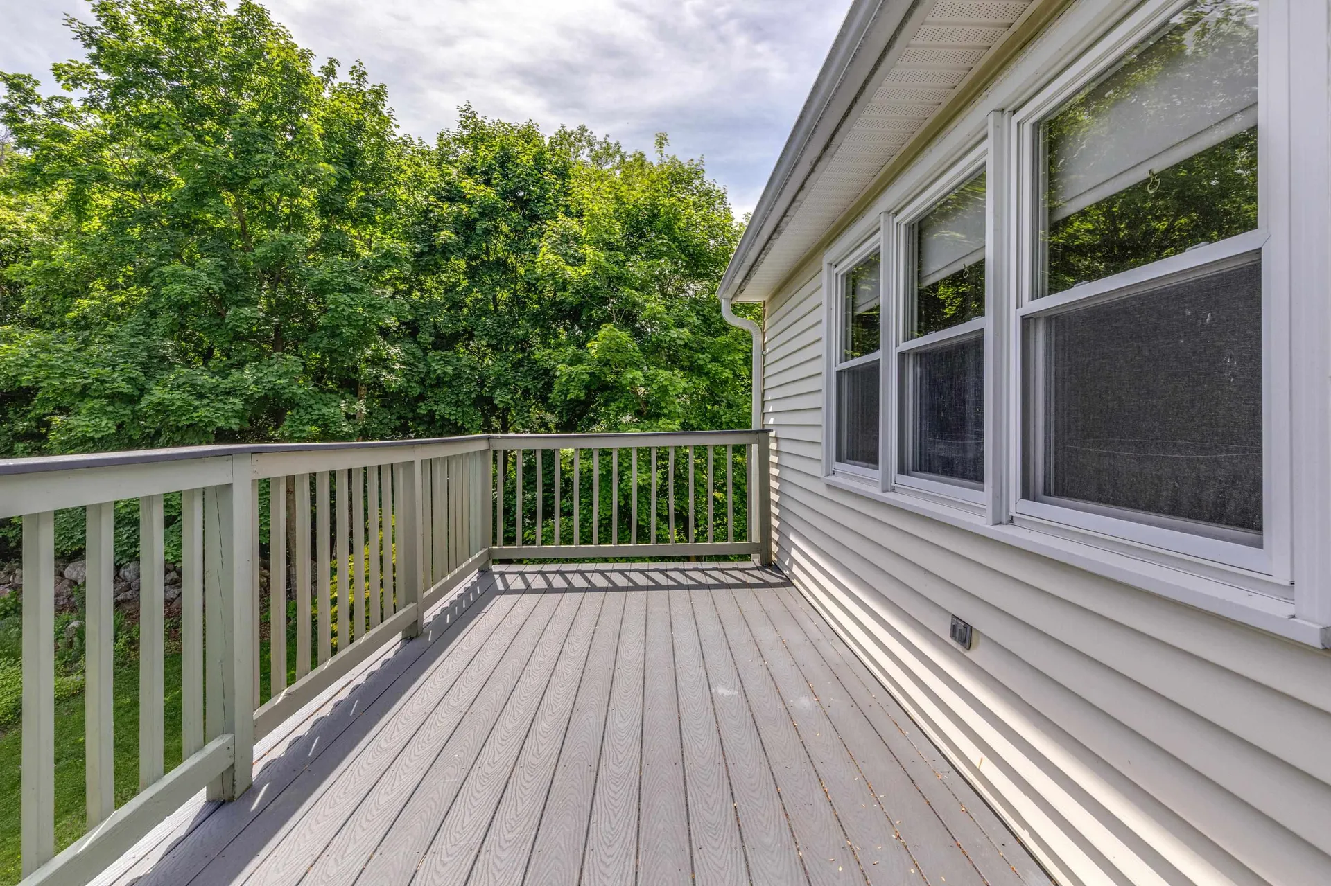 90 Dawson Avenue Manchester NH 03104