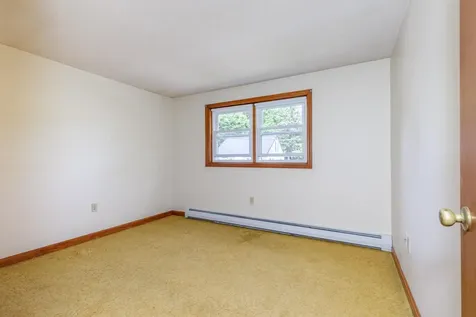 90 Dawson Avenue Manchester NH 03104