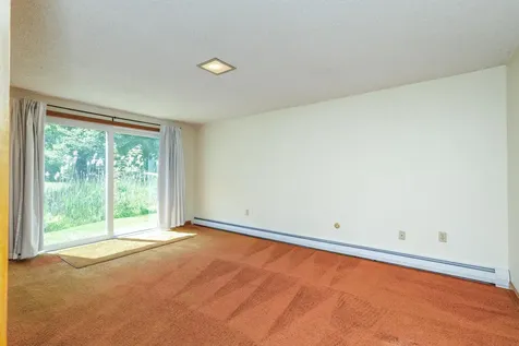 90 Dawson Avenue Manchester NH 03104