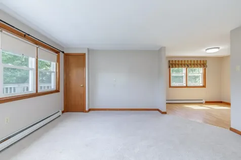 90 Dawson Avenue Manchester NH 03104