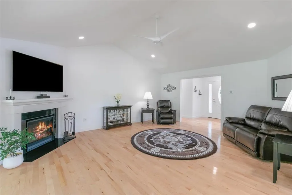 25 Ridgeview Drive Candia NH 03034