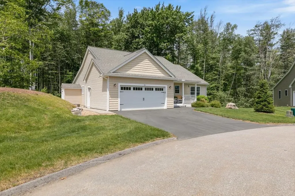25 Ridgeview Drive Candia NH 03034