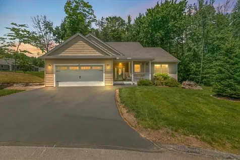 25 Ridgeview Drive Candia NH 03034