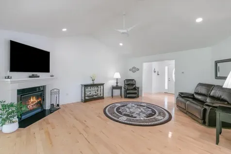 25 Ridgeview Drive Candia NH 03034