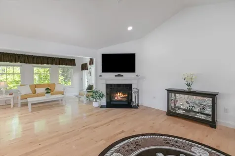 25 Ridgeview Drive Candia NH 03034