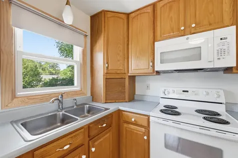37 Sunset Drive Colchester VT 05446