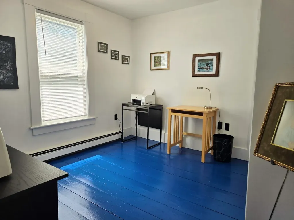 5 1/2 Lyndon Street Concord NH 03301