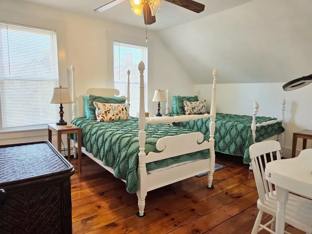 5 1/2 Lyndon Street Concord NH 03301