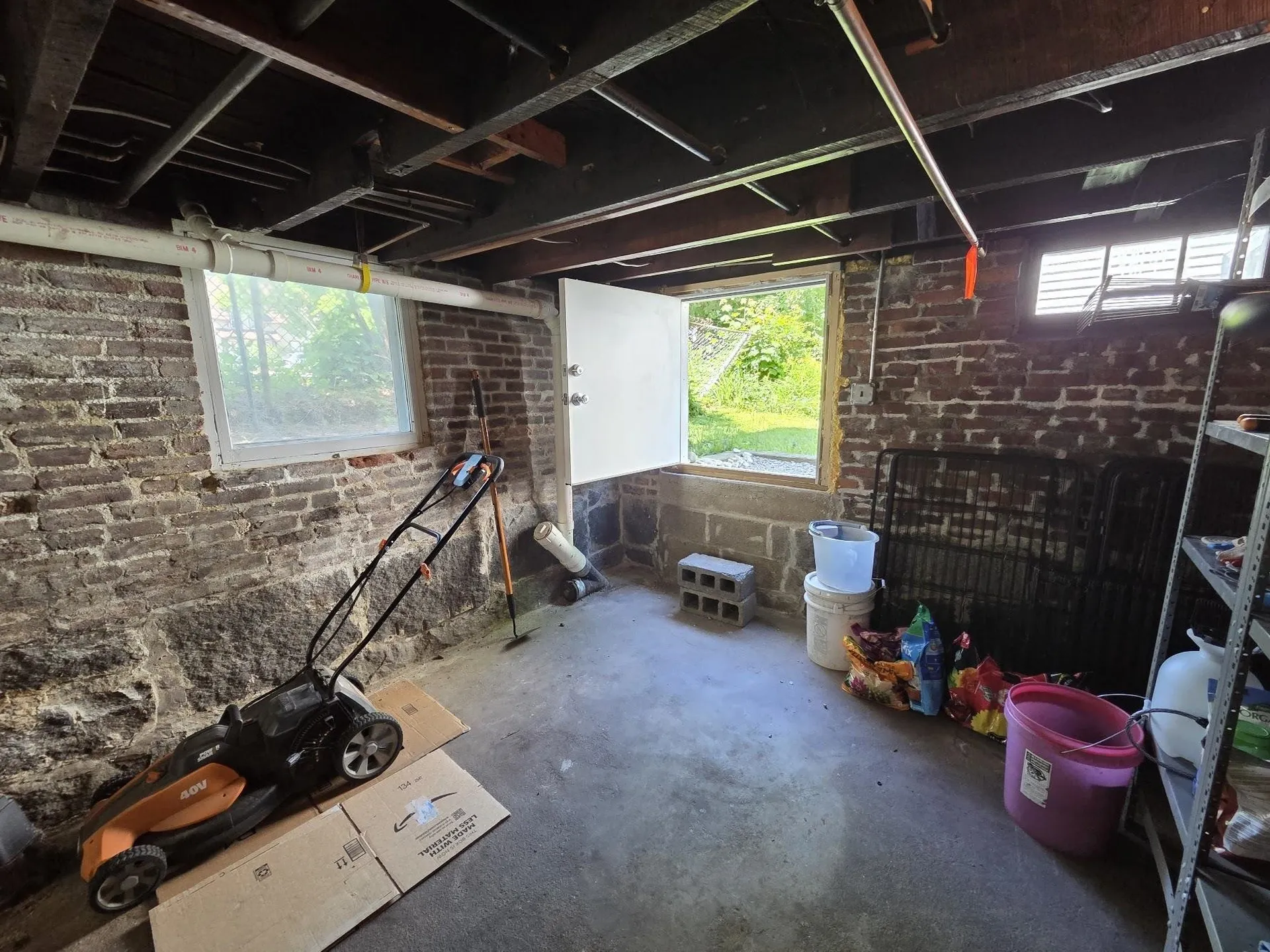 5 1/2 Lyndon Street Concord NH 03301