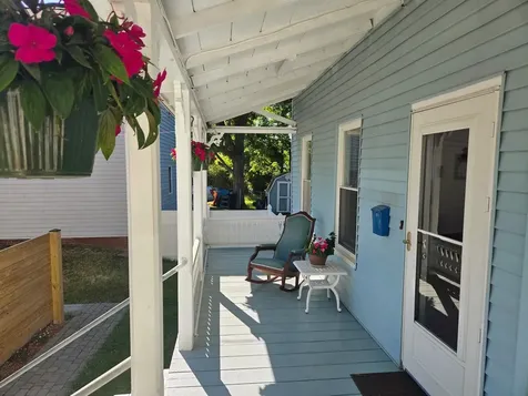 5 1/2 Lyndon Street Concord NH 03301