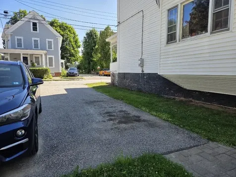 5 1/2 Lyndon Street Concord NH 03301
