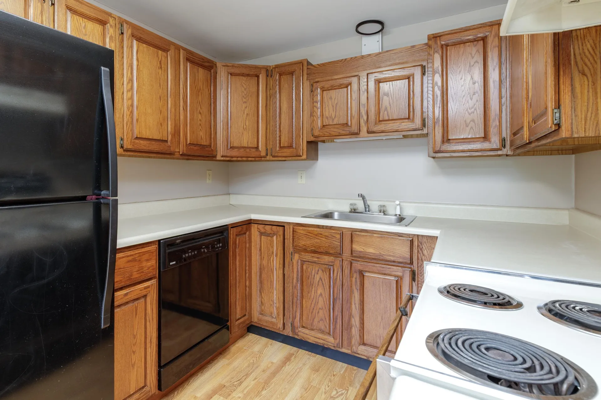 90-100 Dawson Avenue Manchester NH 03104