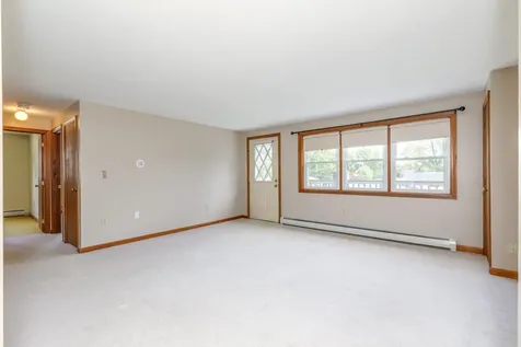 90-100 Dawson Avenue Manchester NH 03104