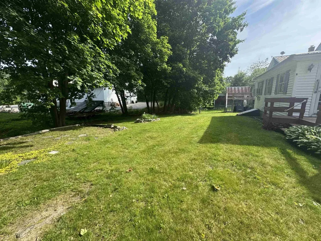 19 Huckins Street Ossipee NH 03814