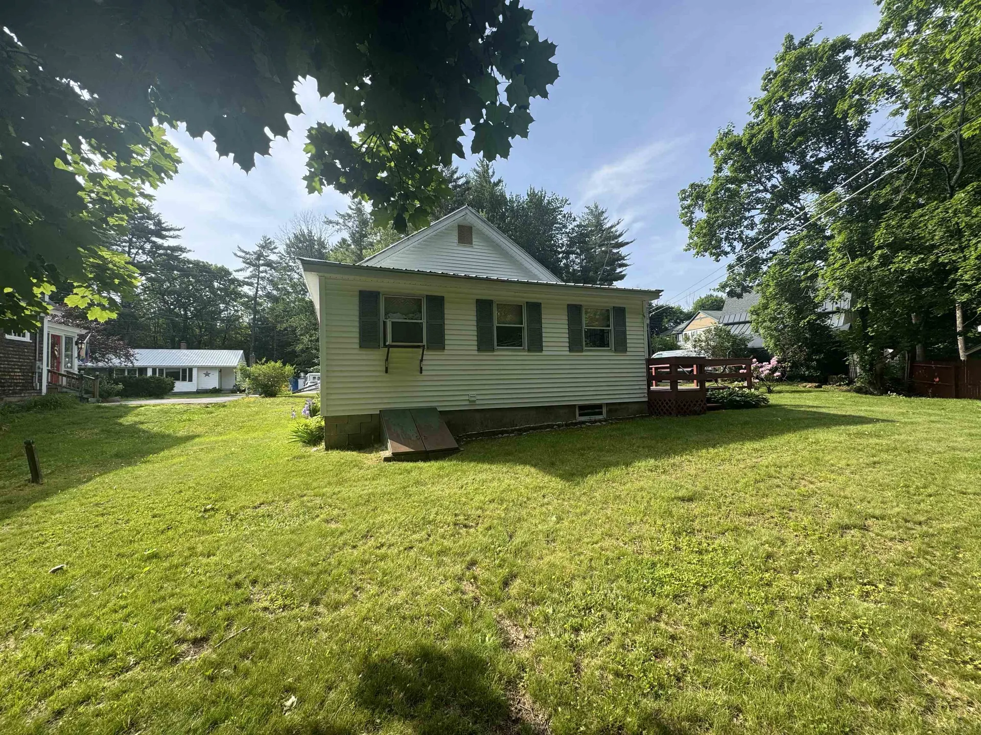 19 Huckins Street Ossipee NH 03814