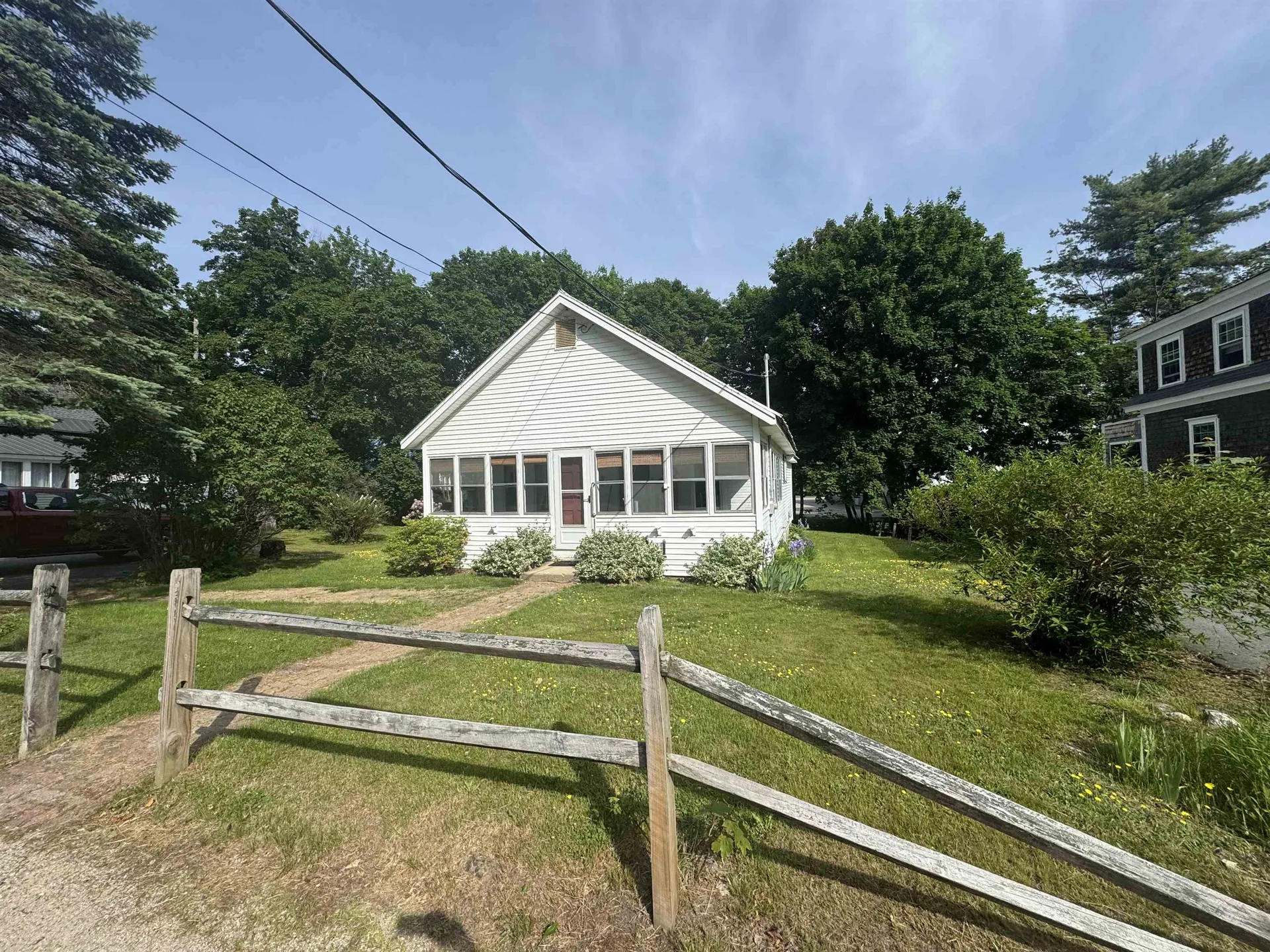 19 Huckins Street Ossipee NH 03814