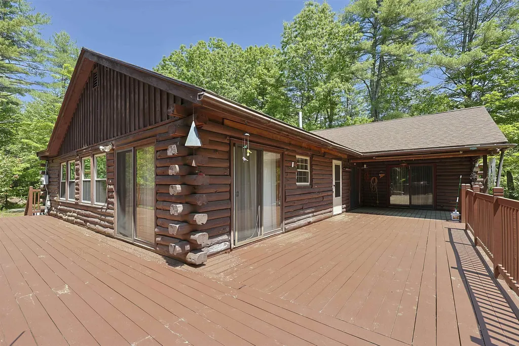 77 Bow Street Northwood NH 03261