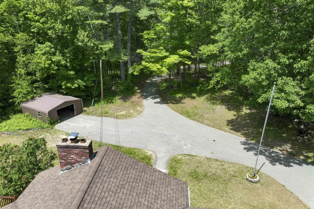 77 Bow Street Northwood NH 03261