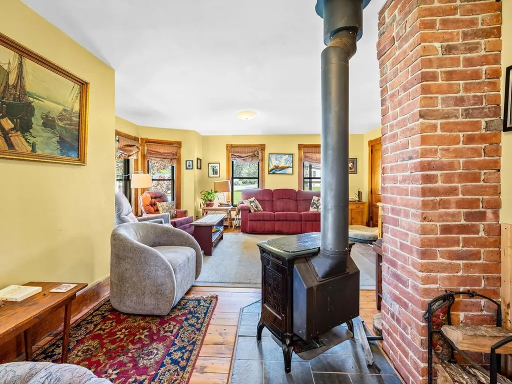 343 Sierra Lavin Road Barre Town VT 05641