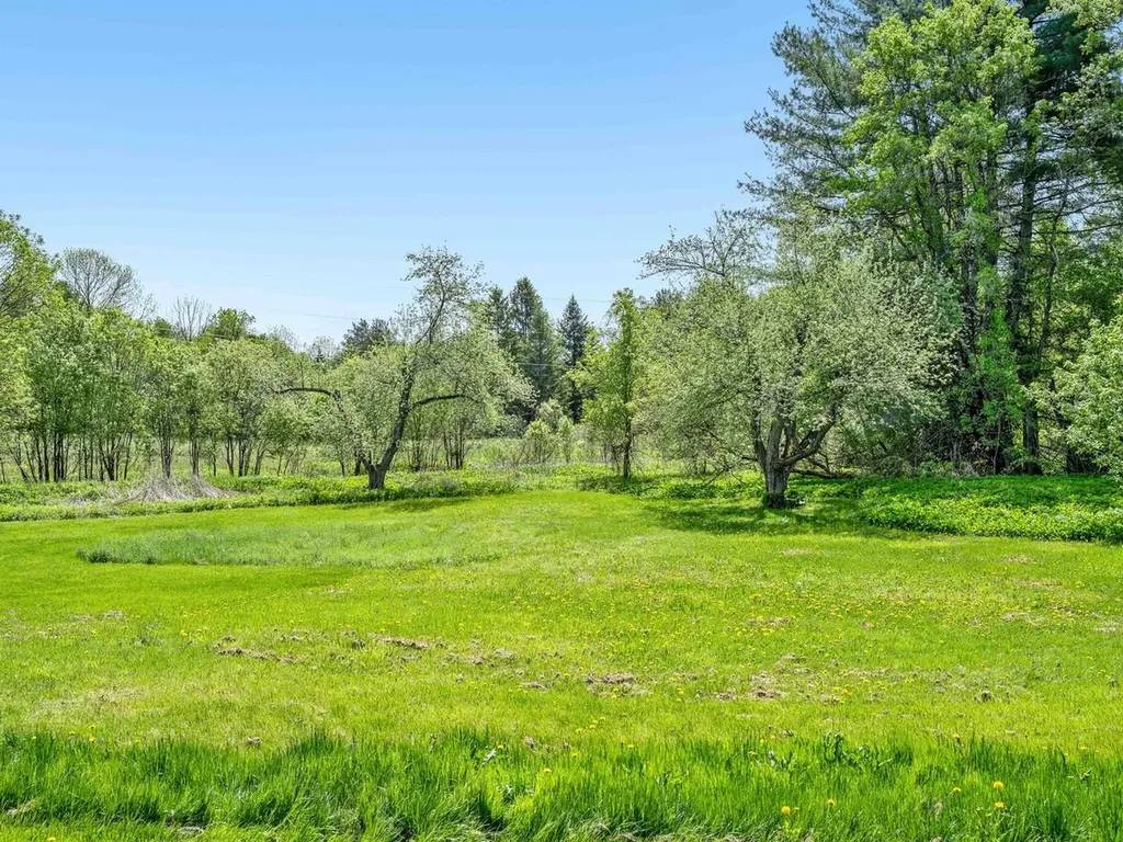 343 Sierra Lavin Road Barre Town VT 05641
